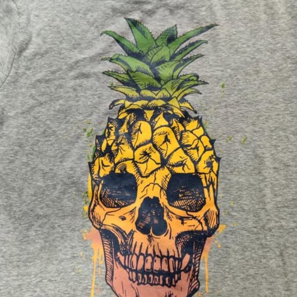 Pineapple Skull T-Shirt Size Medium - Picture 2 of 3